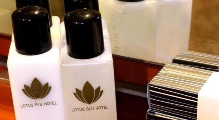 Lotus Blu Hotel Legazpi Eksteriør billede
