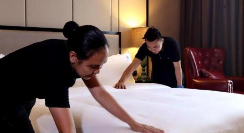 Lotus Blu Hotel Legazpi Eksteriør billede