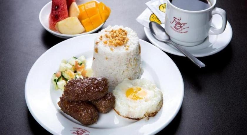 Lotus Blu Hotel Legazpi Eksteriør billede